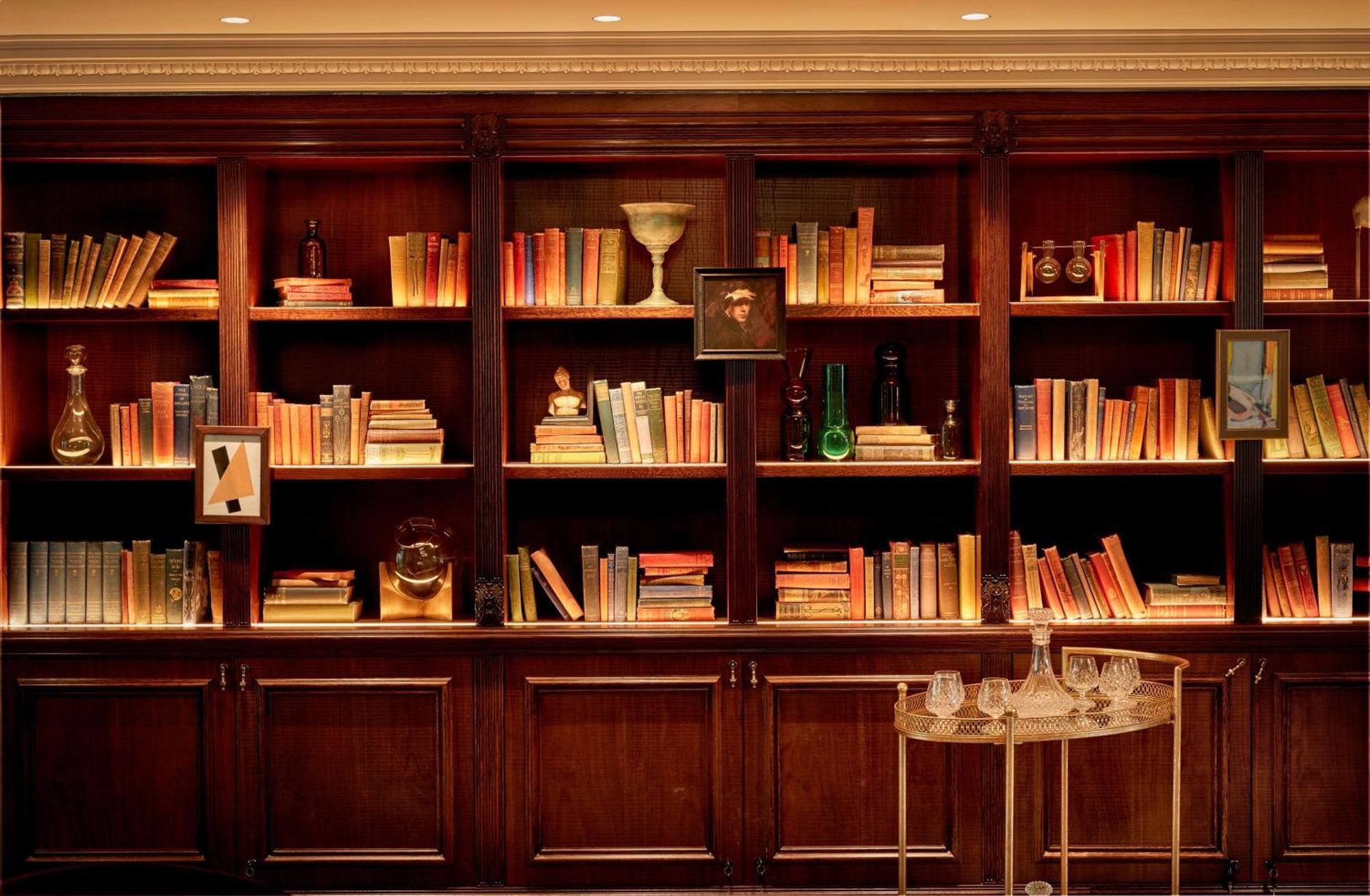 100 Queen'S Gate Hotel London, Curio Collection By Hilton Inreriör bild Library at the St. Regis